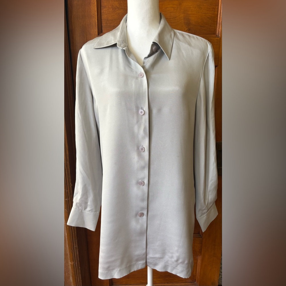 Josephine Chaus 100% Silk Gray Button-Up Blouse